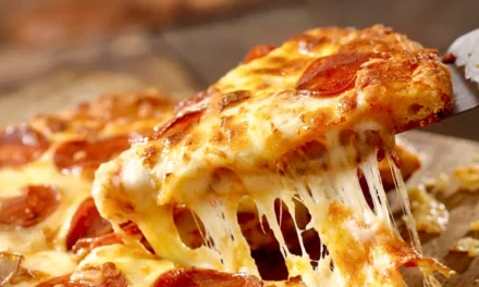 Pizza domowa jak z restauracji najlepszy przepis na ciasto i ciekawostki o pizzy