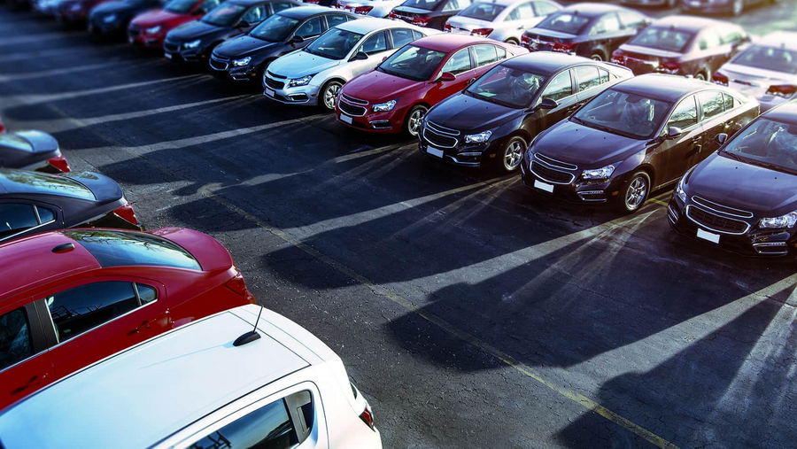 Parking samochodowy na Florydzie