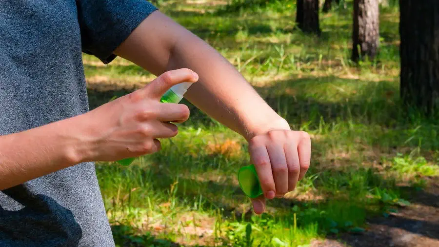 Kleszcze i chemiczna ochrona przed kleszczami.
