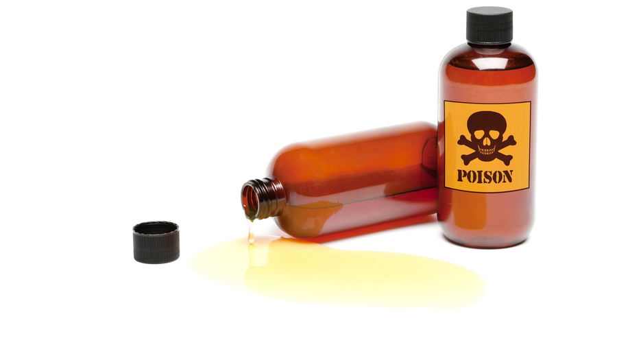 Trucizna we flakonie