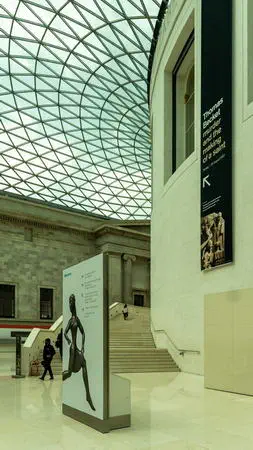 Wielki hol w Muzeum Brytyjskim w Londynie
