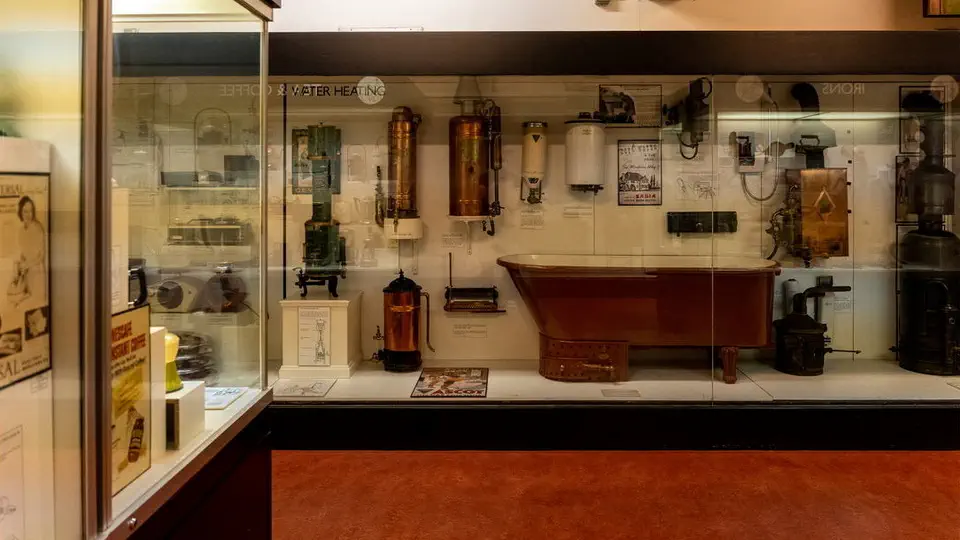 Muzeum Nauki w Londynie. Wystawa starych urządzeń domowych.