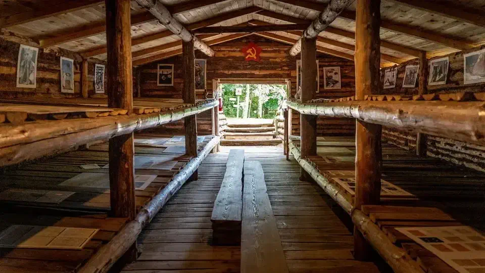 Szymbark na Kaszubach. Chata sybiraka w Szymbarku.