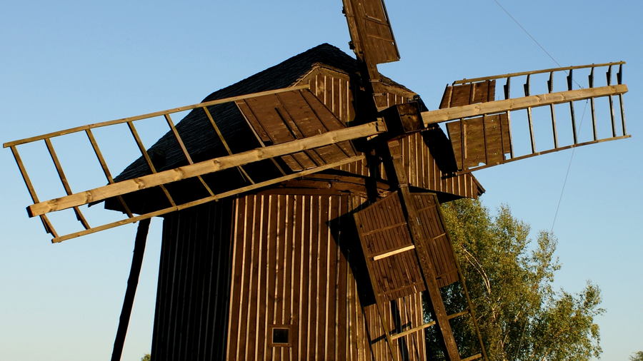 Wiatrak typu Holender