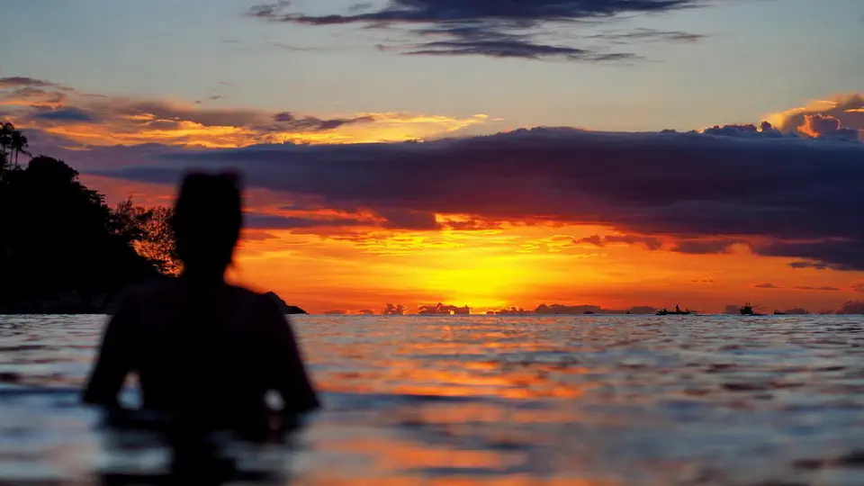 Zachód słońca niezwykły spektakl oraz ciekawostki o słońcu