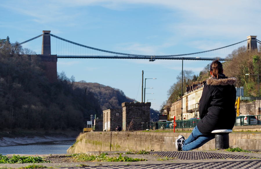 Widok na most wiszący nad rzeką Avon w Bristolu