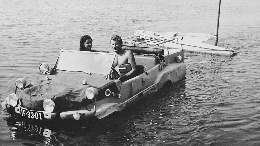 Pan Samochodzik i Templariusze samochód amfibia