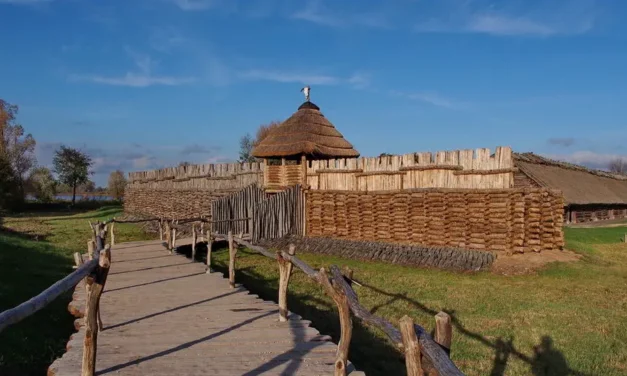 Biskupin historia najważniejszego stanowiska archeologicznego w Polsce