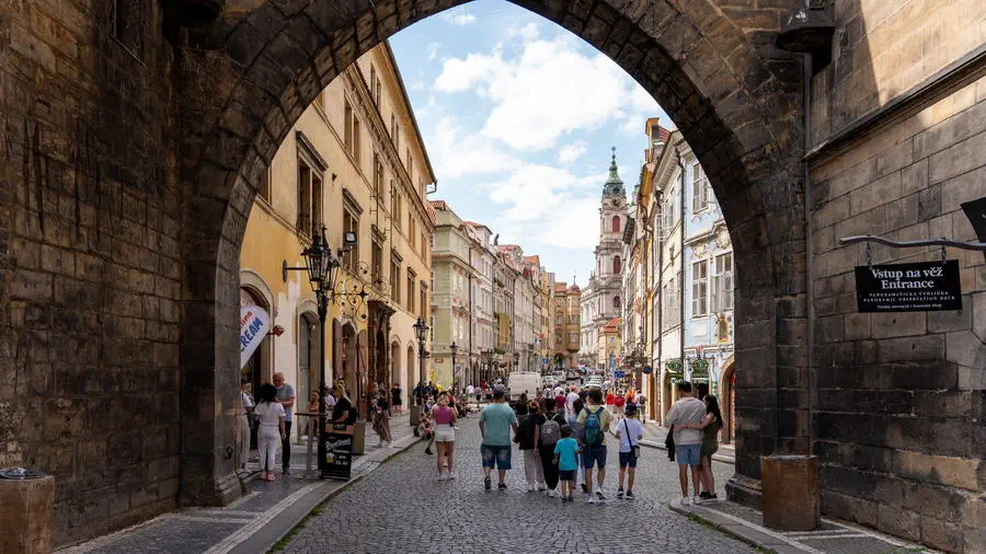 Brama i wieża mostowa w Pradze