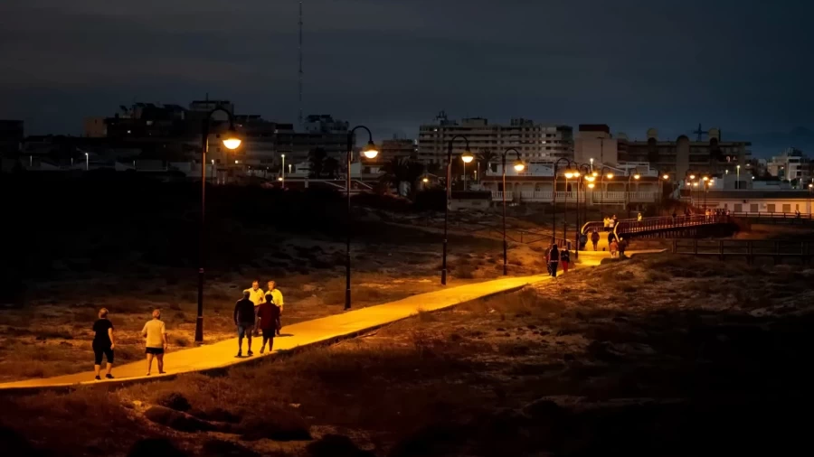 Ścieżki piesze i rowerowe wokół La Mata w Hiszpanii