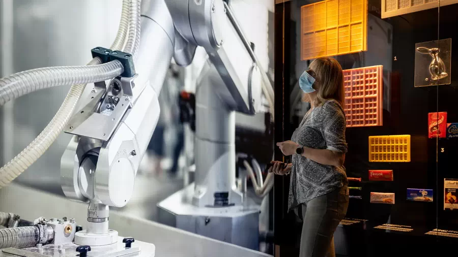 Fabryka szwajcarskiej czekolady Lindt w Zurychu. Magdalena Kiżewska w fabryce czekolady Lindt w Zurichu