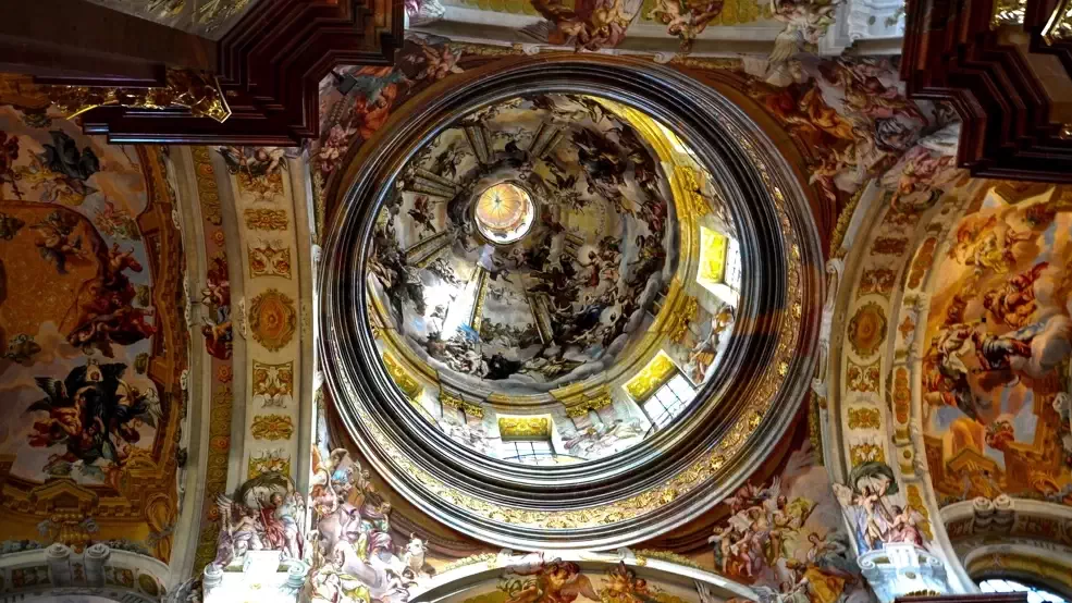 Wnętrze katedry w opactwie Melk w Durnstein