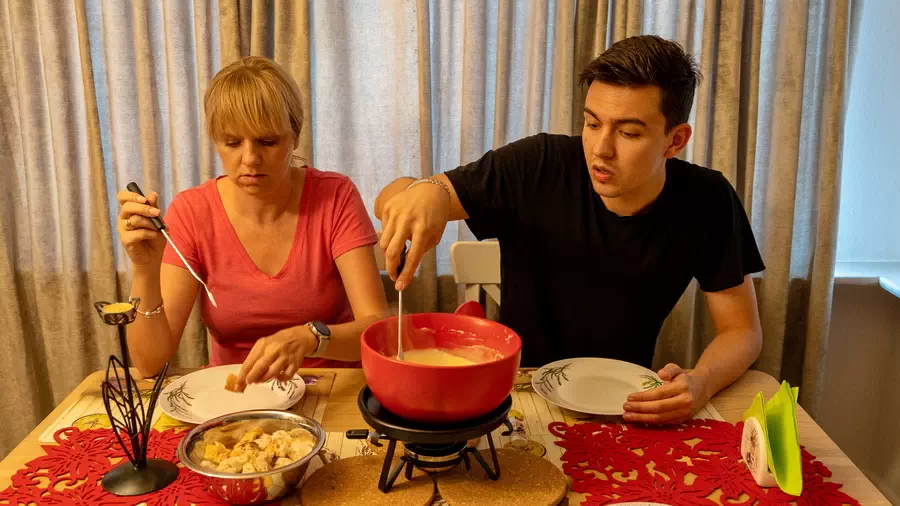 Fondue w Szwajcarii z Arturem