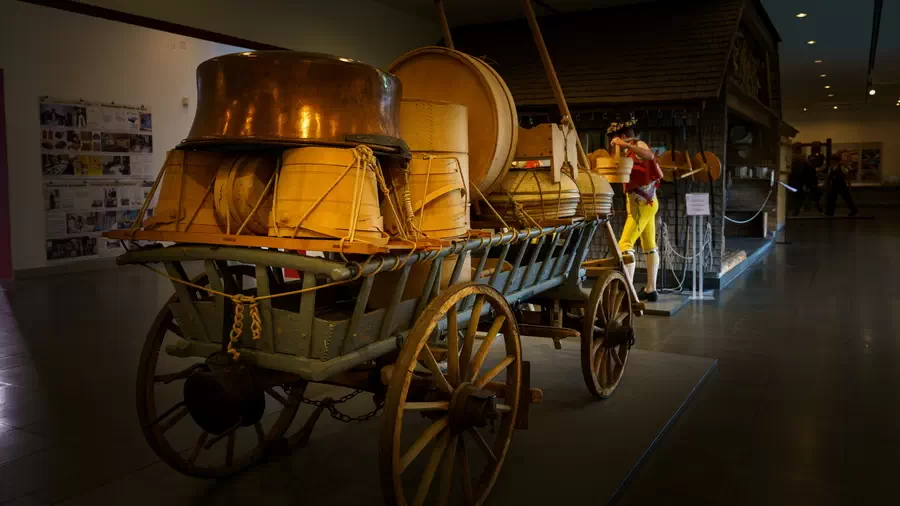 Szwajcarski ser Appenzeller. Sprzęt do produkcji sera