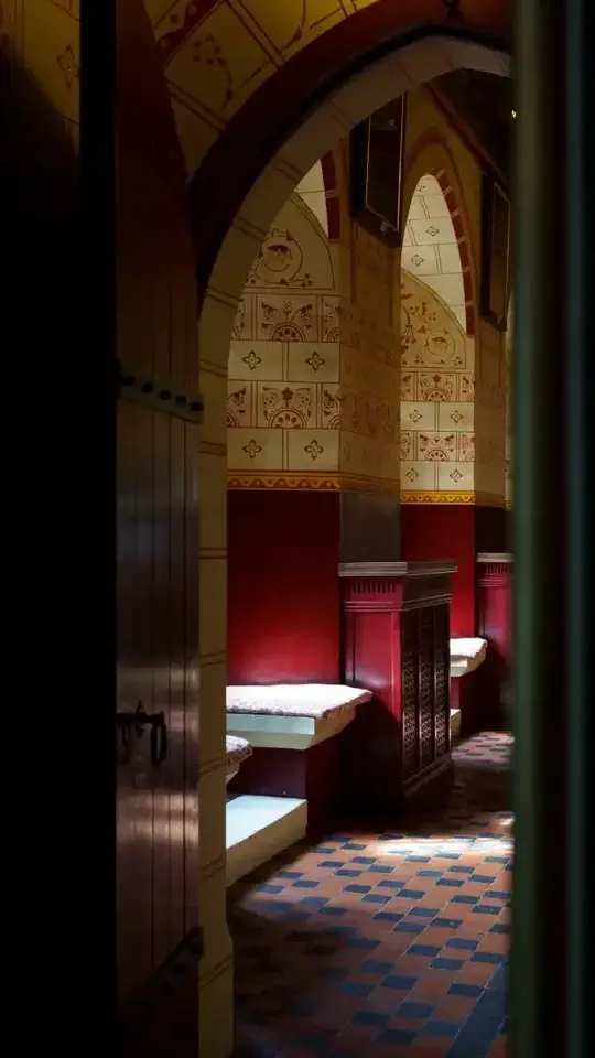 Zamek Castell Coch w Walii.