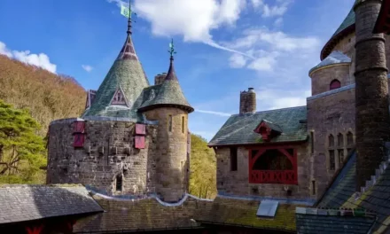 Zamek Castell Coch w Walii historia i ciekawostki