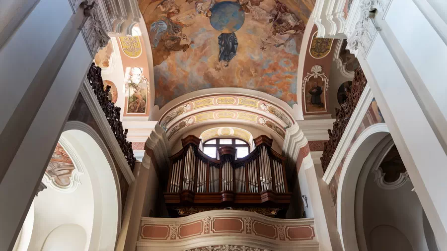 Atrakcje w Chojnicach. Kościół gimnazjalny w Chojnicach