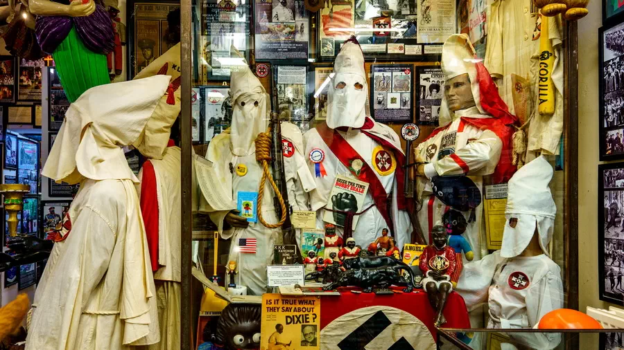 Rasizma w Littledean Jail