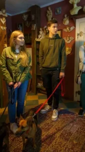 Dworek w Sikorzynie na Kaszubach. Artur Baumann, Paulina Perucka.