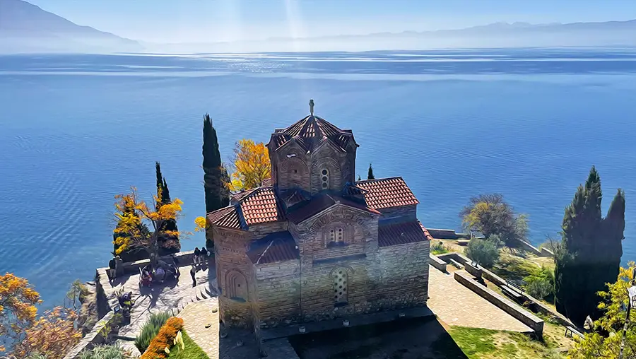 Ochryda w Macedonii. 
Cerkiew św. Jana Teologa z Kaneo w Macedonii