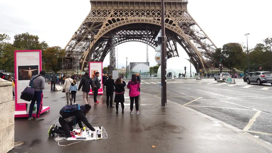 Okolice Wieży Eiffla w Paryżu