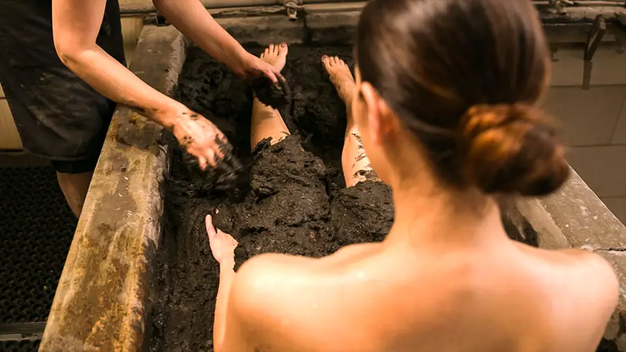 Kąpiel borowinowa w spa