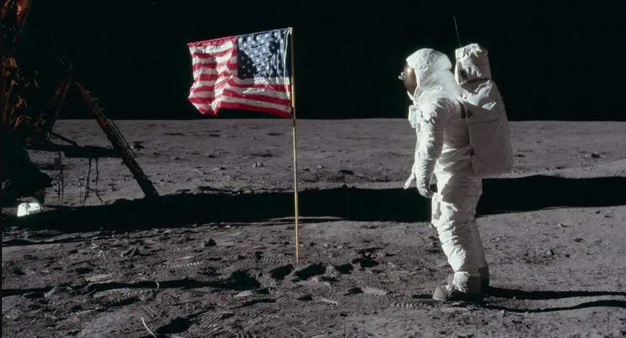 Spacer po Księżycu podczas wyprawy Apollo 11