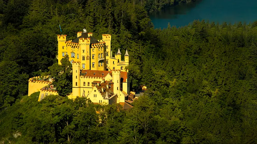 Zamek Hohenschwangau w Bawarii