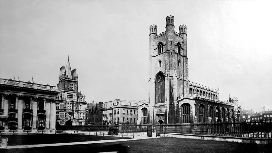 Kościół uniwersytecki Great St Mary w Cambridge na starej fotografii