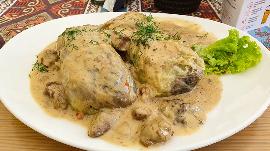 Gołąbki na talerzu w Zamościu