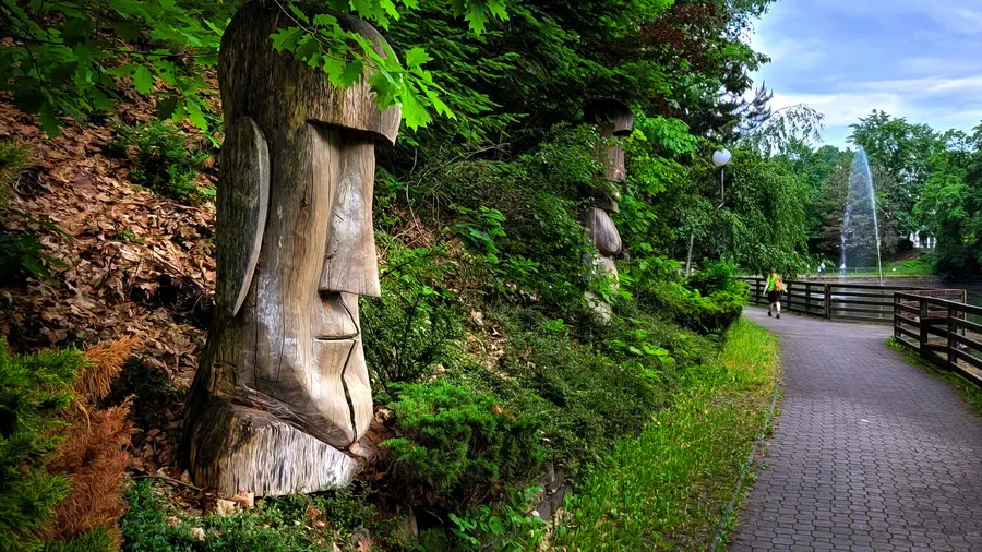 Zoo w Libercu Czechy i głowa z Wysp Wielkanocnych