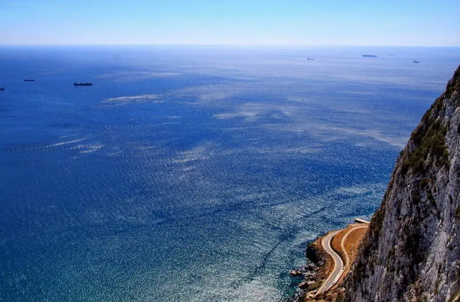 Widok ze szczytu Skały Gibraltarskiej 
