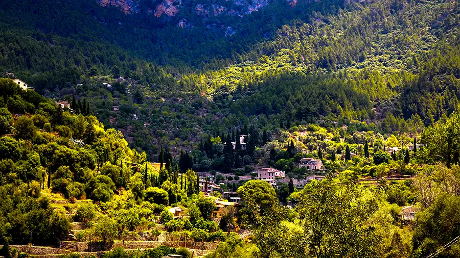 Miasto Lluc i Sollar na Majorce