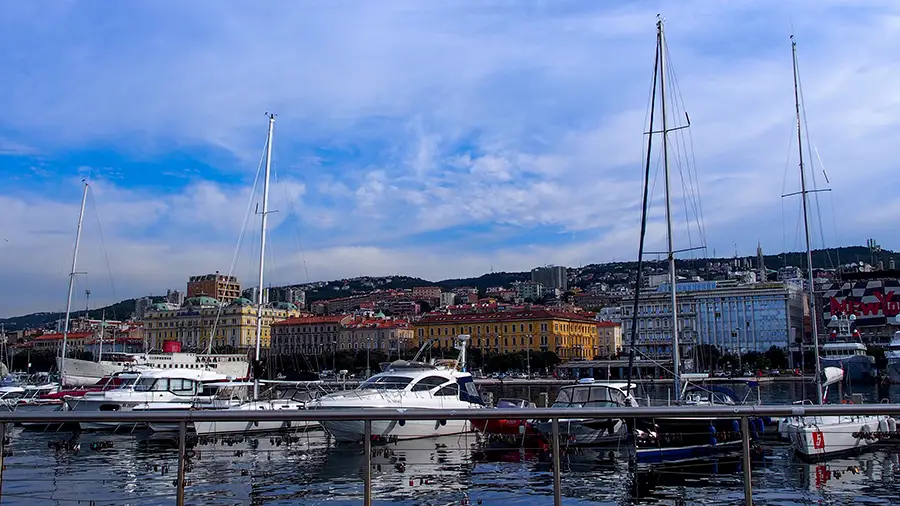 Rijeka w Chorwacji łodzie w porcie