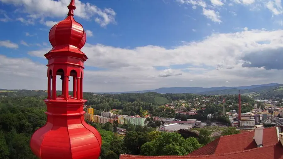 Wieża zamku Nachod w Czechach
