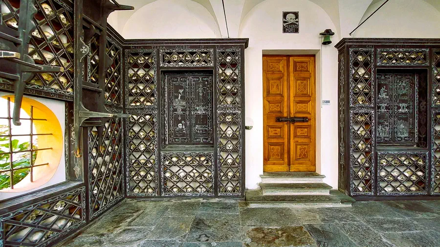 Ossuarium św. Anny w Poschiavo