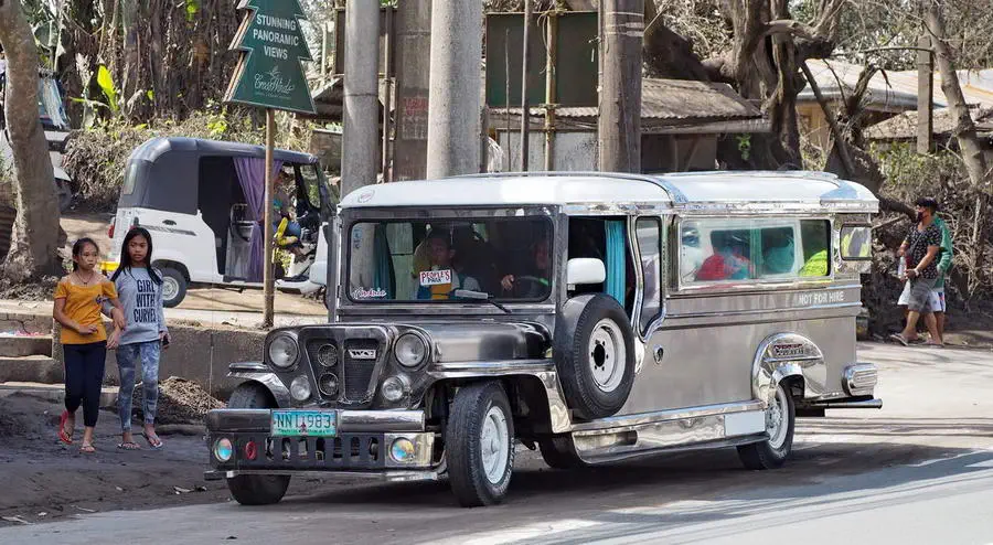 Jeepney symbol Filipin pozostałość po Amerykanach
