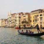 Wenecja romantyczne miasto na wodzie, kiedy pojechać i jak zwiedzać