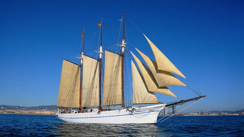 Żaglowiec pailebot z Torrevieja.