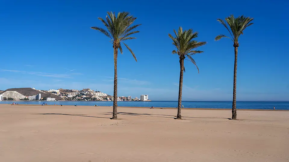 Piaszczyste plaże Cullera