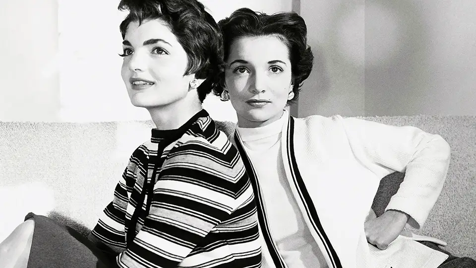 Siostry Bouvier na starej fotografii 