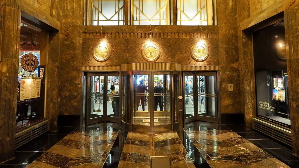 Empire State Building w Nowym Jorku luksusowe wnętrza