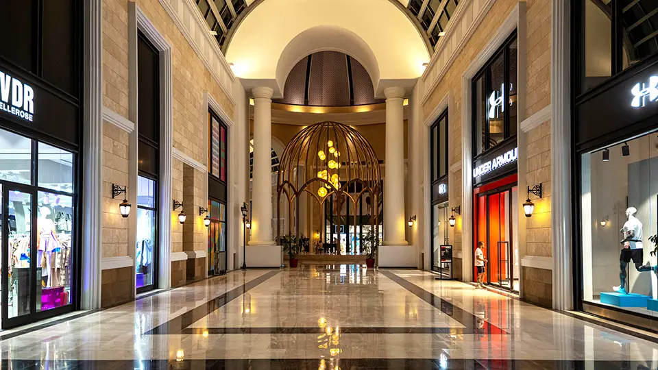 The Land of Legends aleja handlowa