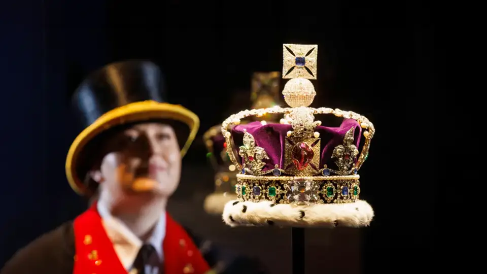 Tower of London klejnoty koronne