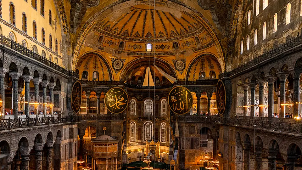 Hagia Sophia w Stambule kościół Mądrości Bożej dziś meczet