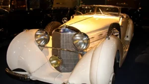 Muzeum Samochodów w Miluzie — Cite de L'Automobile.