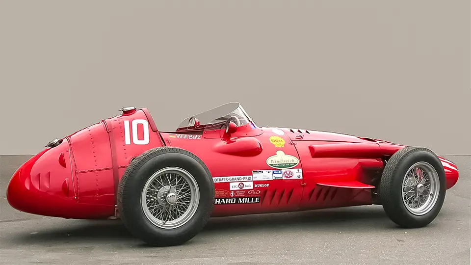 Muzeum Samochodów w Miluzie — Cite de L'Automobile. Maserati.