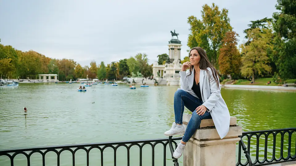 Park miejski w Madrycie.