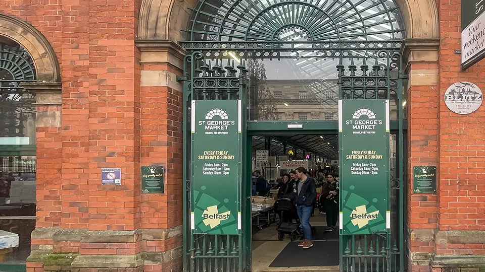 Belfast i St. George’s Market.