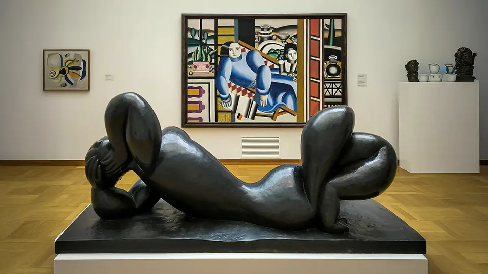 Bazylea i eksponat z muzeum sztuki.